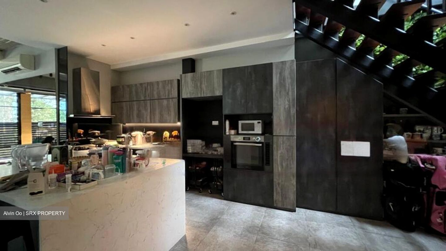Serangoon Garden Estate (D19), Terrace #580187771